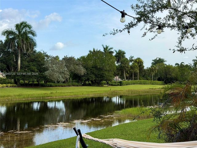 1333 Majesty Ter, Weston, FL 33327