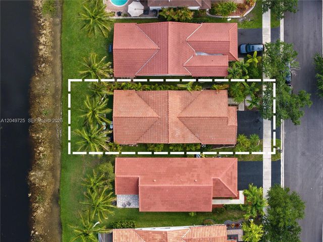 1333 Majesty Ter, Weston, FL 33327