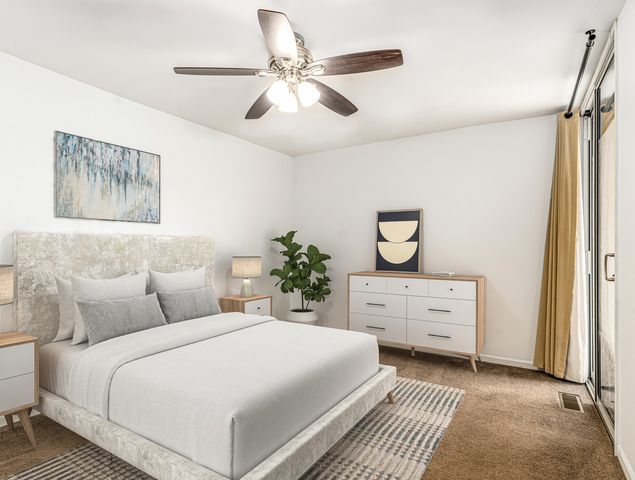 5900 OAKWOOD Drive 1E, Lisle, IL 60532