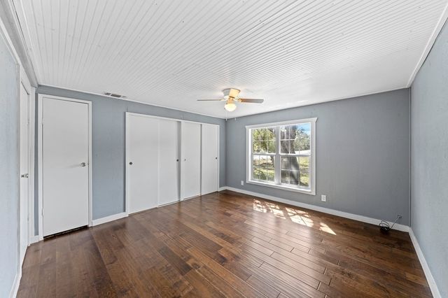 103 S Twombly Dr, Kerrville, TX 78028