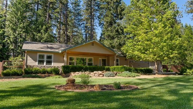 5827 Silverleaf Dr, Foresthill, CA 95631