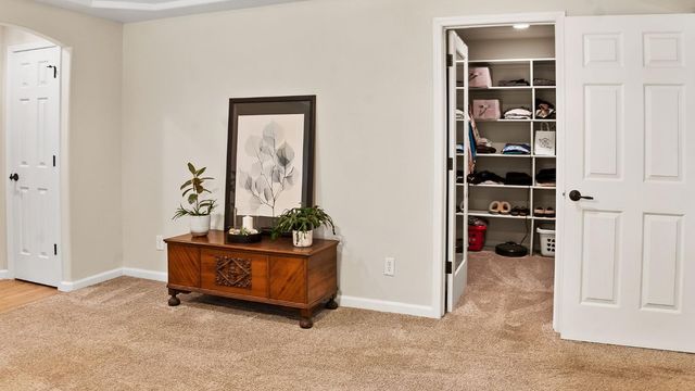 5827 Silverleaf Dr, Foresthill, CA 95631