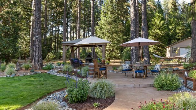 5827 Silverleaf Dr, Foresthill, CA 95631