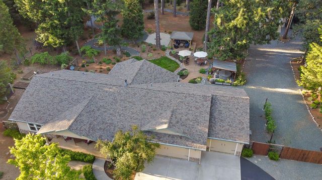 5827 Silverleaf Dr, Foresthill, CA 95631