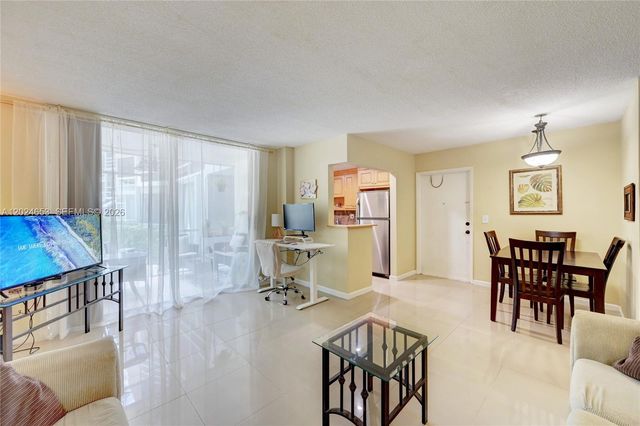 1040 SE 4th Ave 128, Deerfield Beach, FL 33441