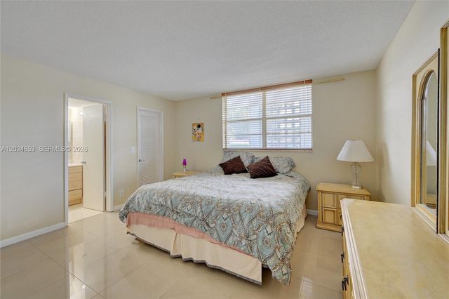 1040 SE 4th Ave 128, Deerfield Beach, FL 33441