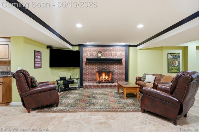 2784 Murfield Court, Oakland Charter Township, MI 48306