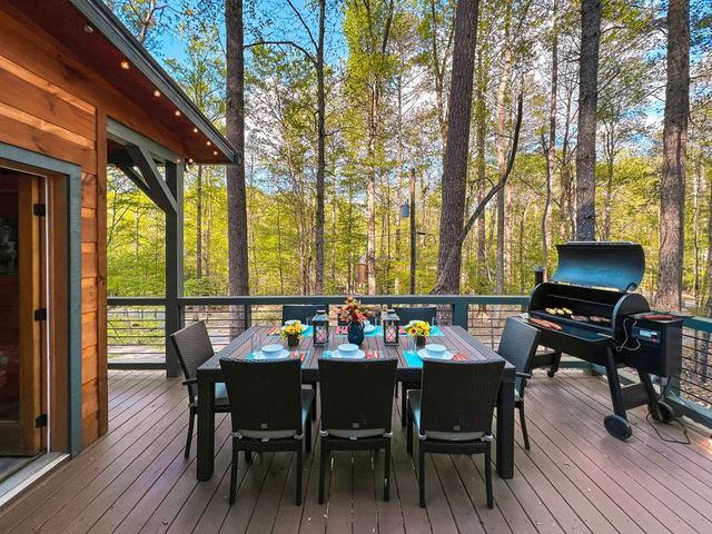7 Addle Court, Ellijay, GA 30540
