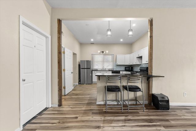 300 RIPLEY ST, Columbia, MO 65201