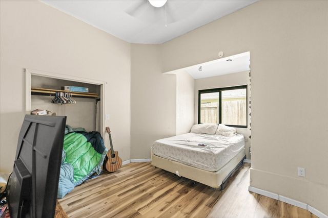 300 RIPLEY ST, Columbia, MO 65201