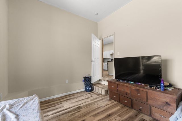 300 RIPLEY ST, Columbia, MO 65201