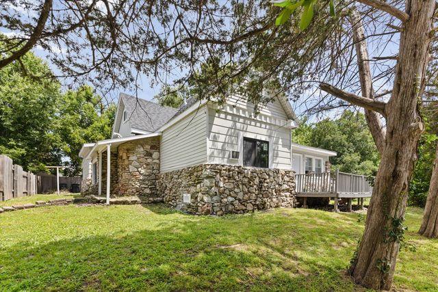300 RIPLEY ST, Columbia, MO 65201