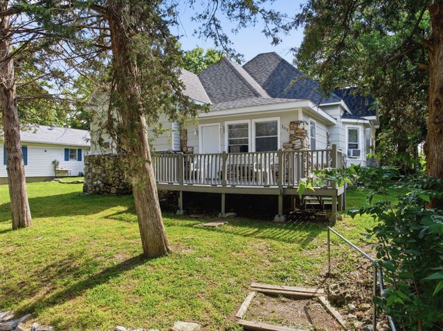 300 RIPLEY ST, Columbia, MO 65201