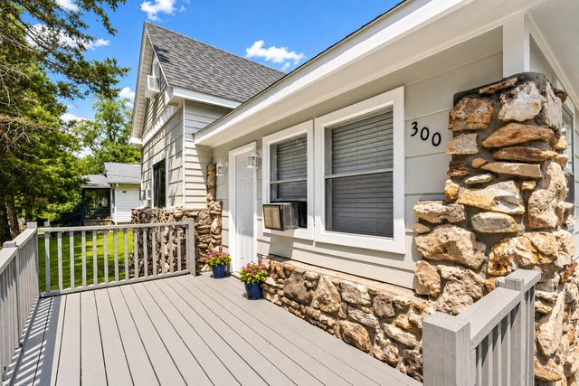 300 RIPLEY ST, Columbia, MO 65201