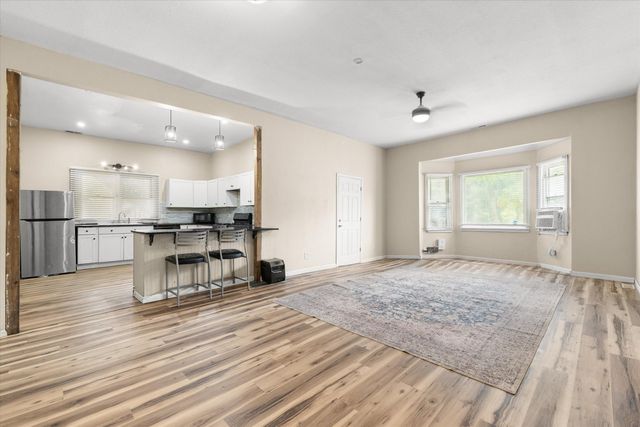 300 RIPLEY ST, Columbia, MO 65201