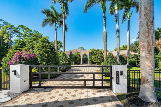 6715 E Calumet Circle, Lake Worth, FL 33467