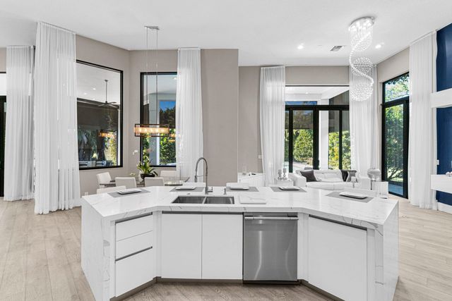 6715 E Calumet Circle, Lake Worth, FL 33467