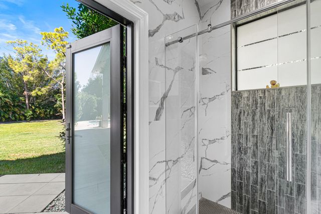 6715 E Calumet Circle, Lake Worth, FL 33467