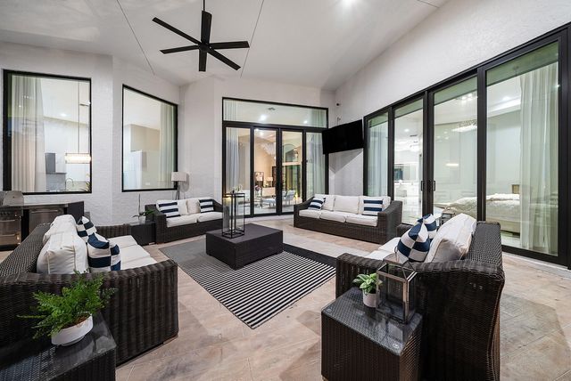 6715 E Calumet Circle, Lake Worth, FL 33467