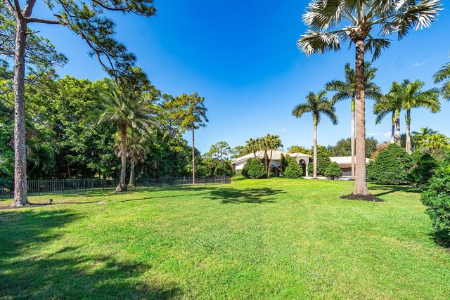 6715 E Calumet Circle, Lake Worth, FL 33467