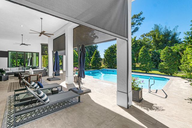 6715 E Calumet Circle, Lake Worth, FL 33467