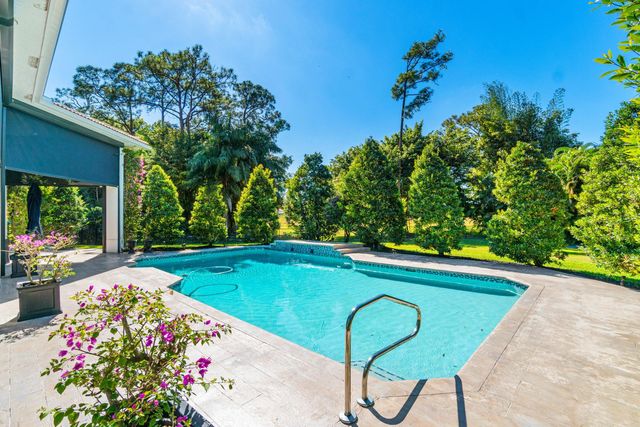 6715 E Calumet Circle, Lake Worth, FL 33467