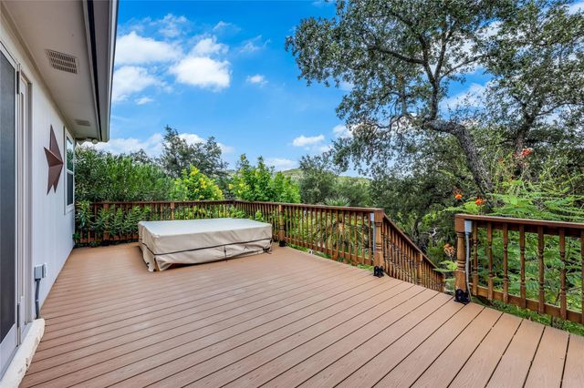 7312 White Oak DR, Lago Vista, TX 78645