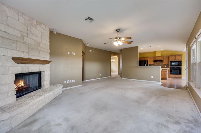 7312 White Oak DR, Lago Vista, TX 78645