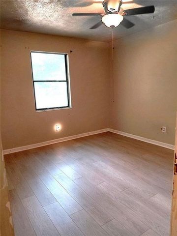 817 Forest Path, Stone Mountain, GA 30088