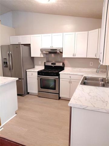817 Forest Path, Stone Mountain, GA 30088