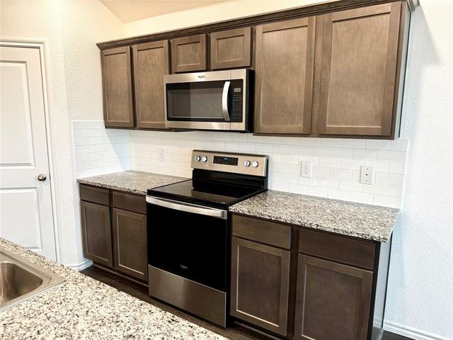 4325 Pyramid Drive, Forney, TX 75126