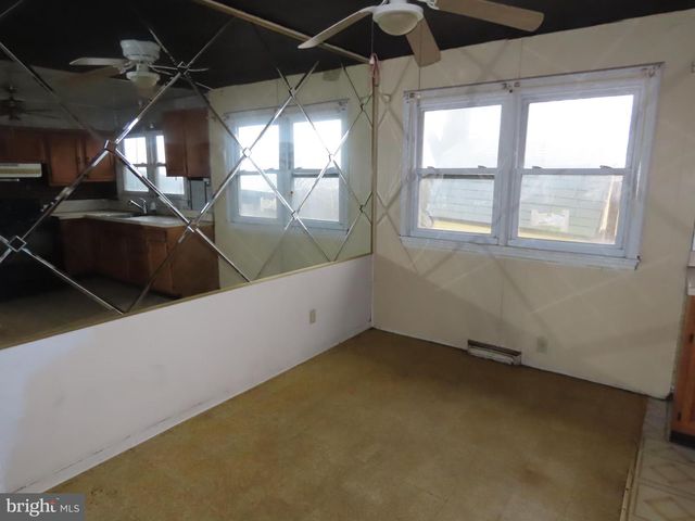 126 KARLYN DR, New Castle, DE 19720