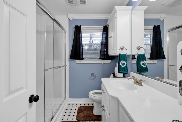 1215 Andrews, Kilgore, TX 75662