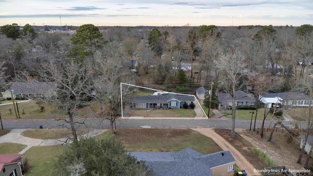 1215 Andrews, Kilgore, TX 75662