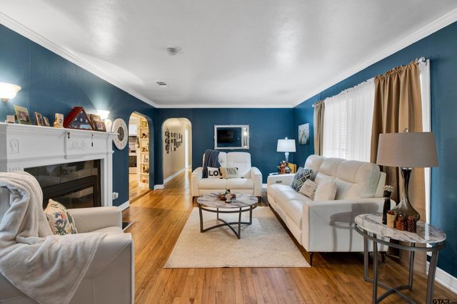 1215 Andrews, Kilgore, TX 75662