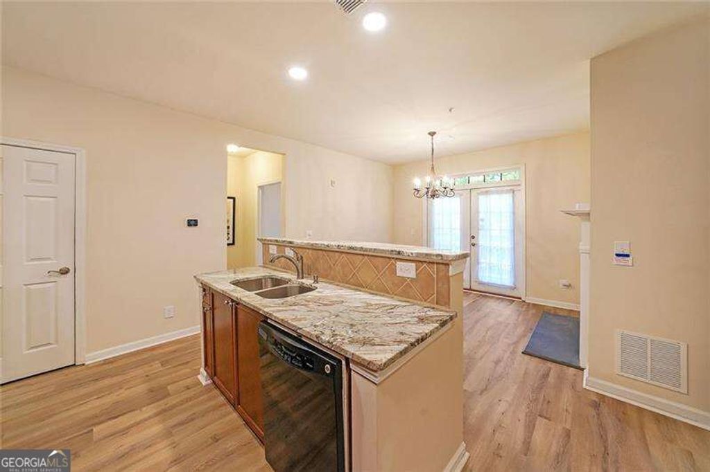 3150 WOODWALK Drive SE 3112, Atlanta, GA 30339 — photo 4