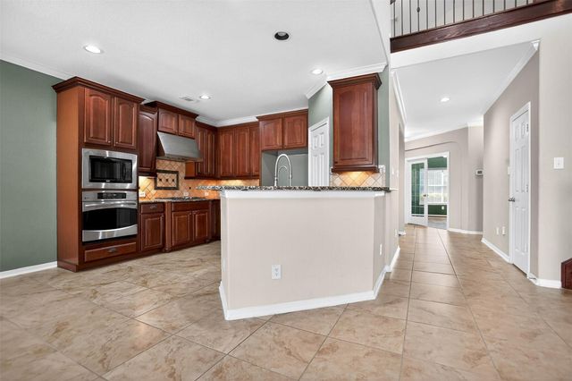 11650 Brentcross Drive, Tomball, TX 77377