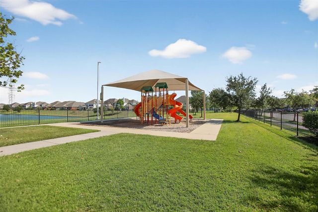 11650 Brentcross Drive, Tomball, TX 77377