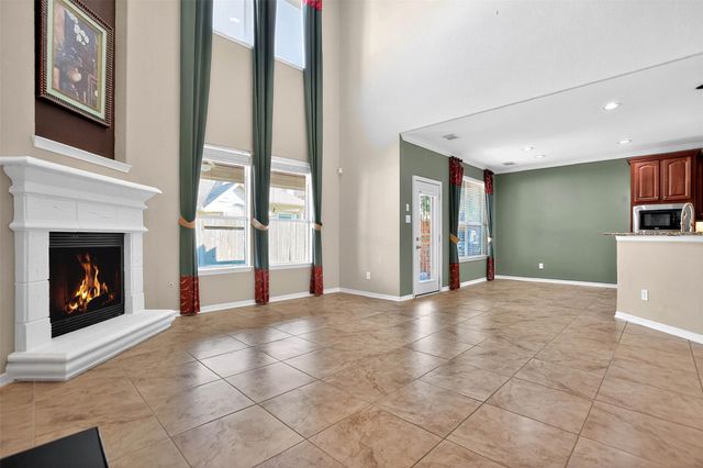 11650 Brentcross Drive, Tomball, TX 77377