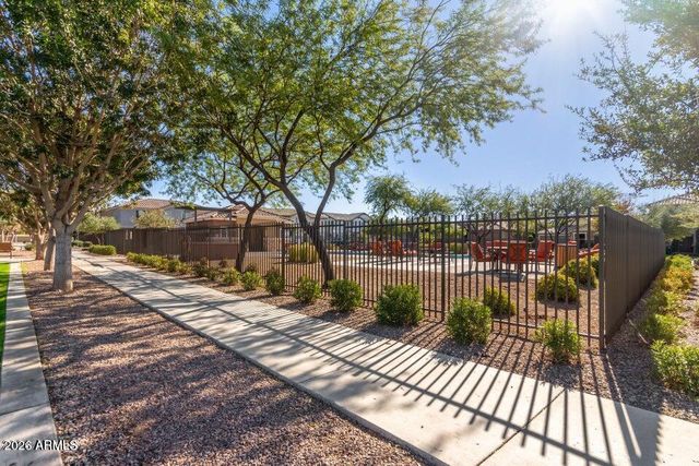 1358 N ST PAUL --, Mesa, AZ 85205