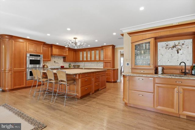 75 RIDINGS WAY, Ambler, PA 19002