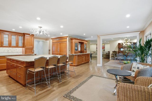 75 RIDINGS WAY, Ambler, PA 19002