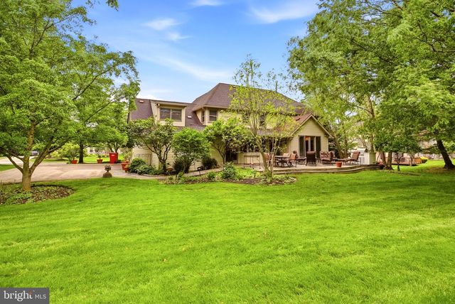 75 RIDINGS WAY, Ambler, PA 19002
