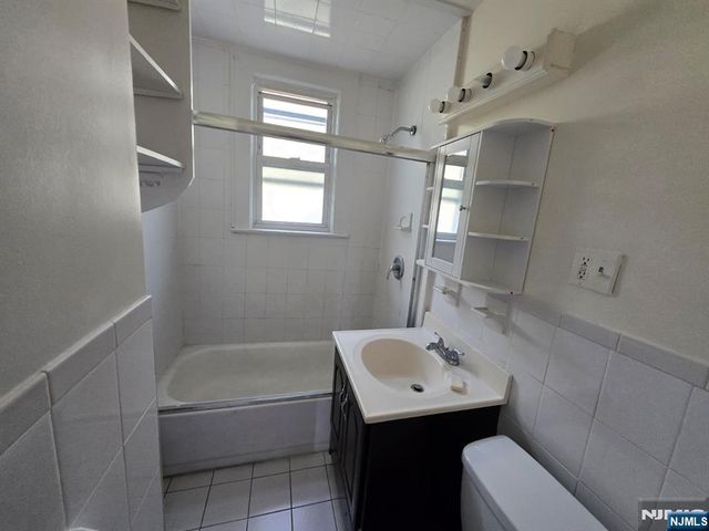 108 S 16th Street 2, East Orange, NJ 07018