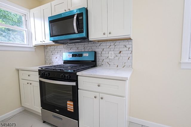865 S 20Th St, Newark City, NJ 07108