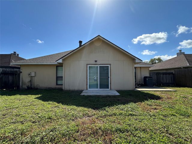 15731 Castorglen Drive, Houston, TX 77598