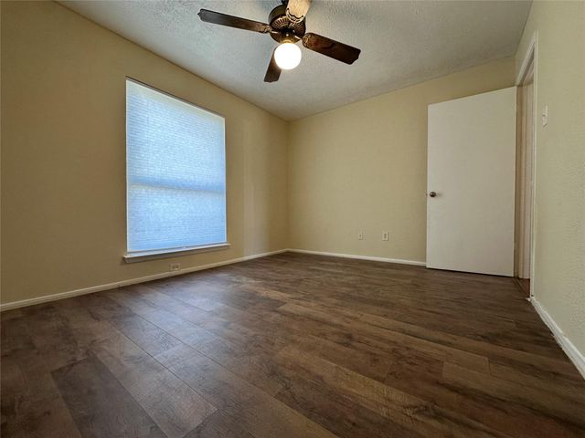 15731 Castorglen Drive, Houston, TX 77598