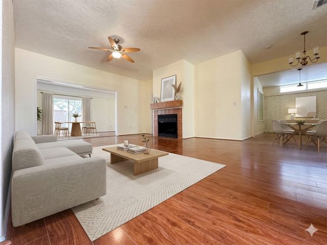 15731 Castorglen Drive, Houston, TX 77598