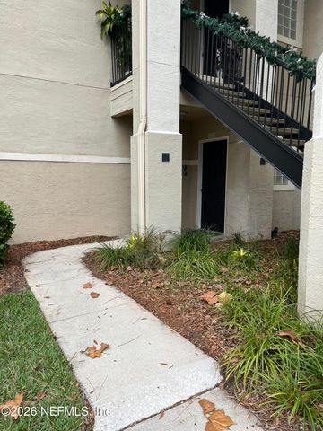 1701 THE GREENS Way 816, Jacksonville Beach, FL 32250