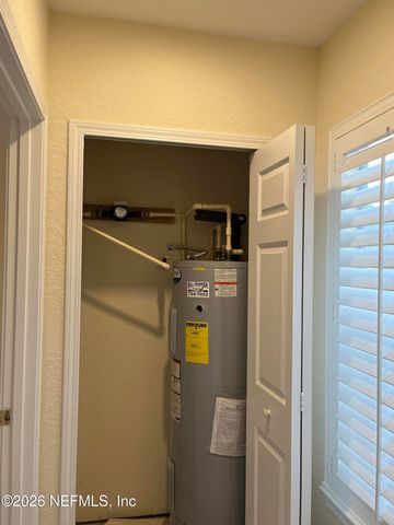 1701 THE GREENS Way 816, Jacksonville Beach, FL 32250